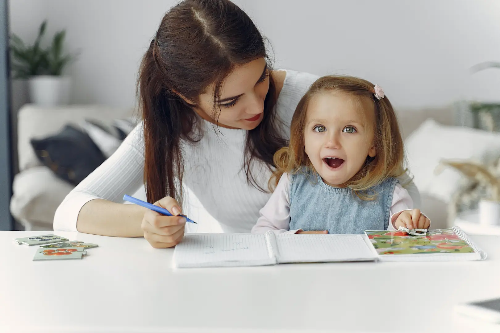 choice-care-household-help-personal-assistance professional helping with child and household tasks